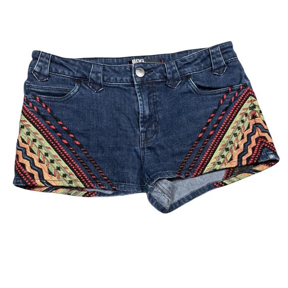 BDG Embroidered Aztec Denim Shorts Size 30 - Picture 2 of 8